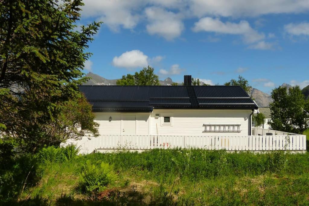 Cozy Apartment Between Sea And Mountains Mefjordvaer Bagian luar foto